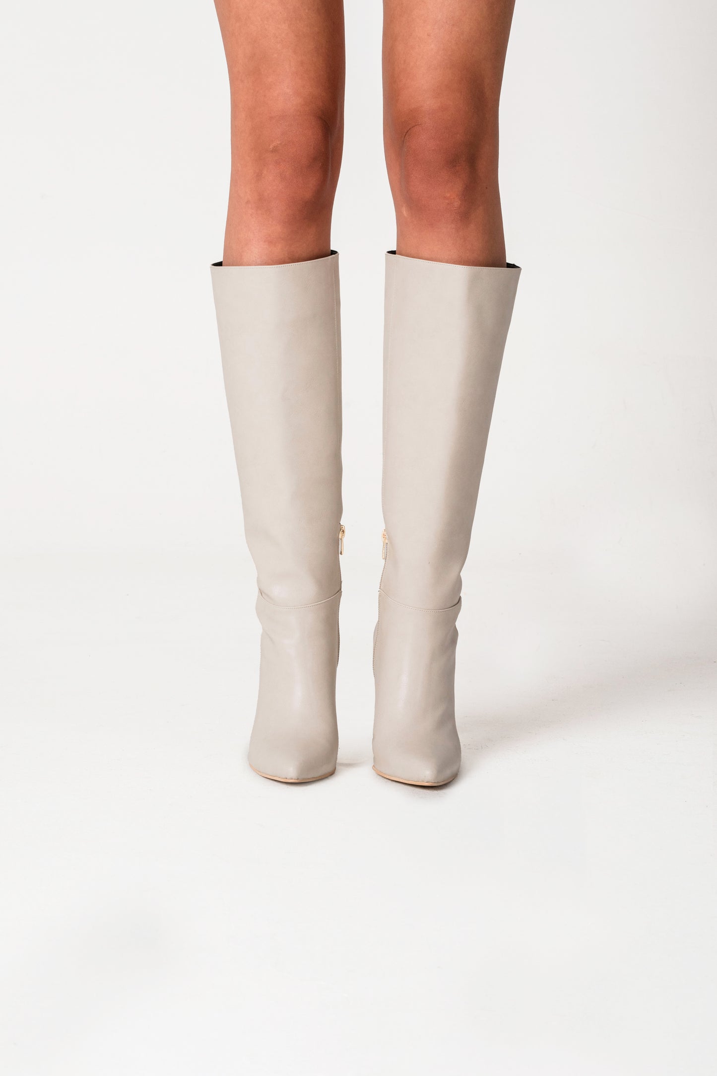007 Athera White Knee-High Boots